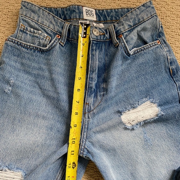 BDG HIGH-RISE VINTAGE STRAIGHT JEANS - Picture 12 of 14